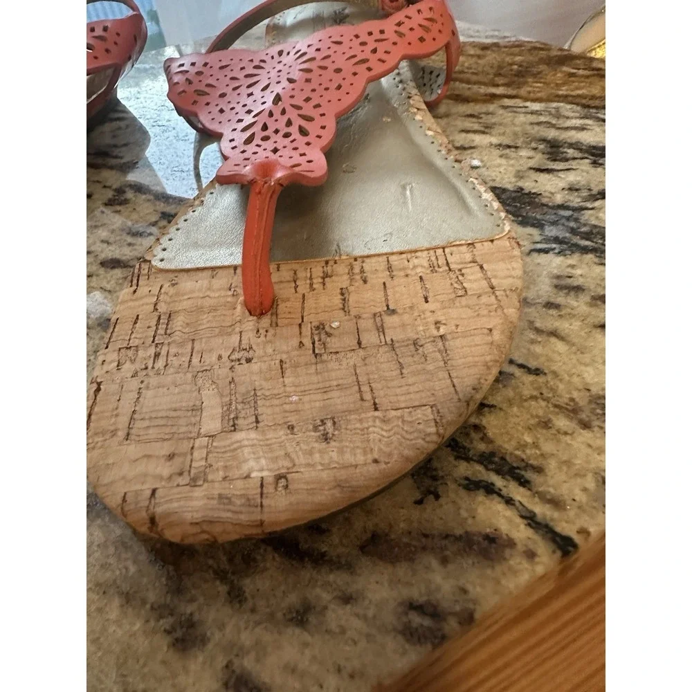 Coach & Four Laser Cut Medallion Cork Thong Sandals Sz8.5 - Picture 3 of 8